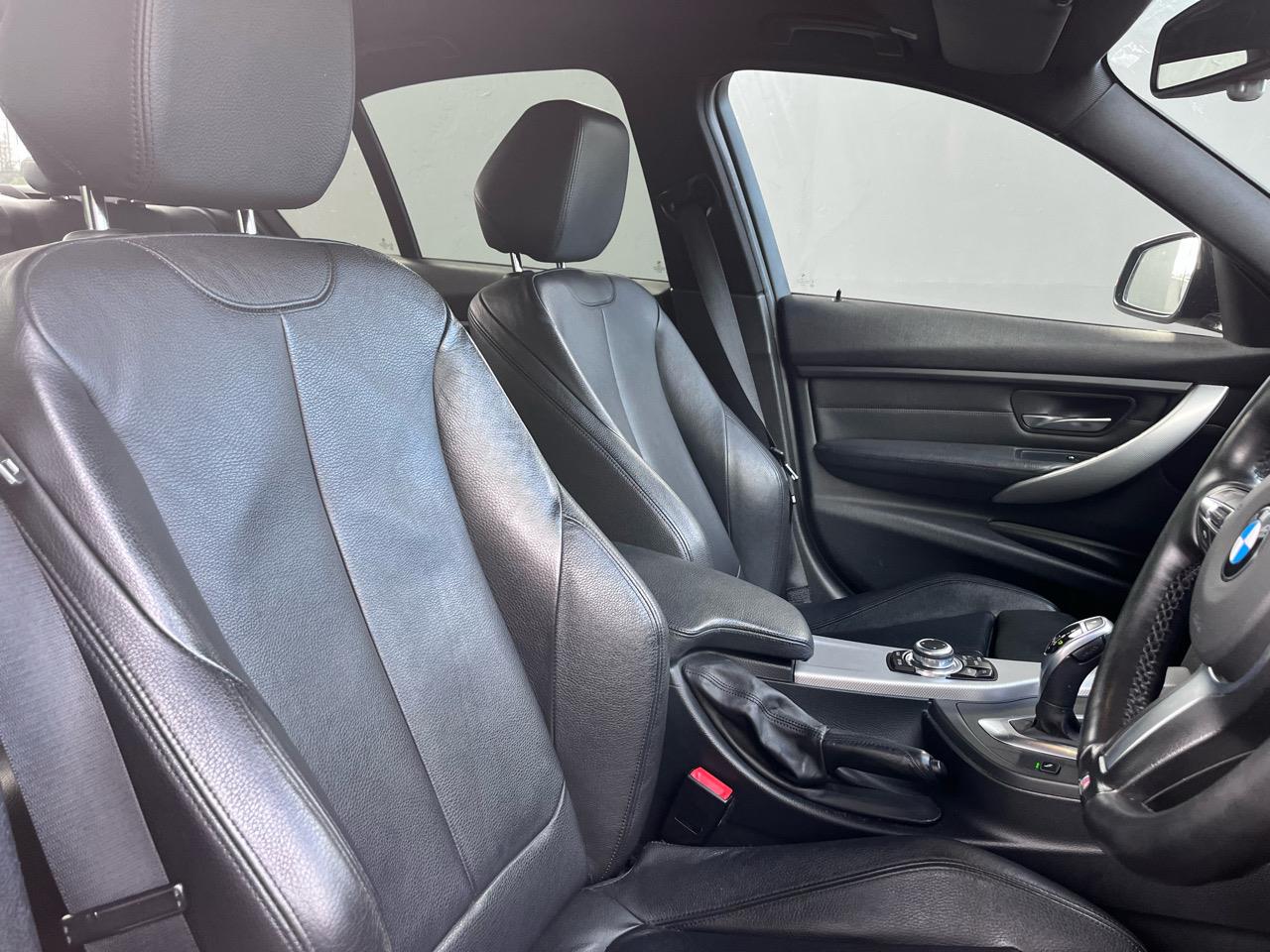 2015 BMW 320i