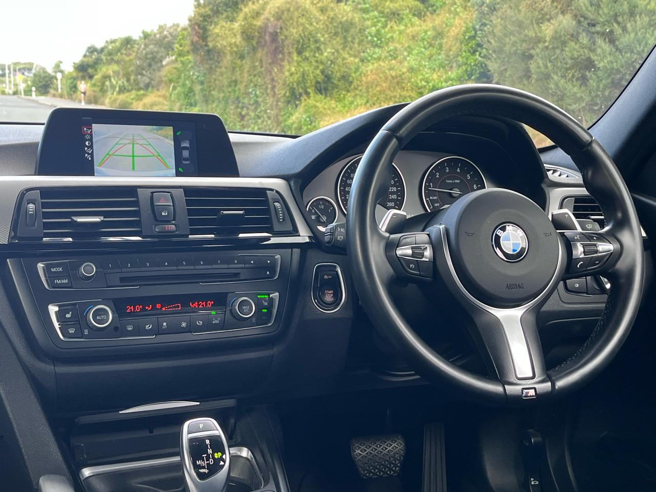 2015 BMW 320i