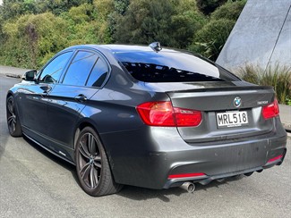 2015 BMW 320i - Thumbnail