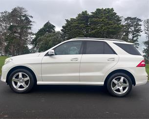 2013 Mercedes-Benz ML350 - Thumbnail