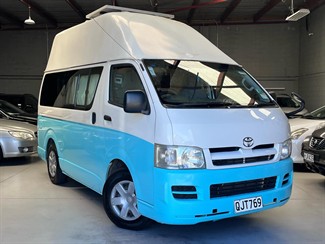 2005 Toyota HiAce