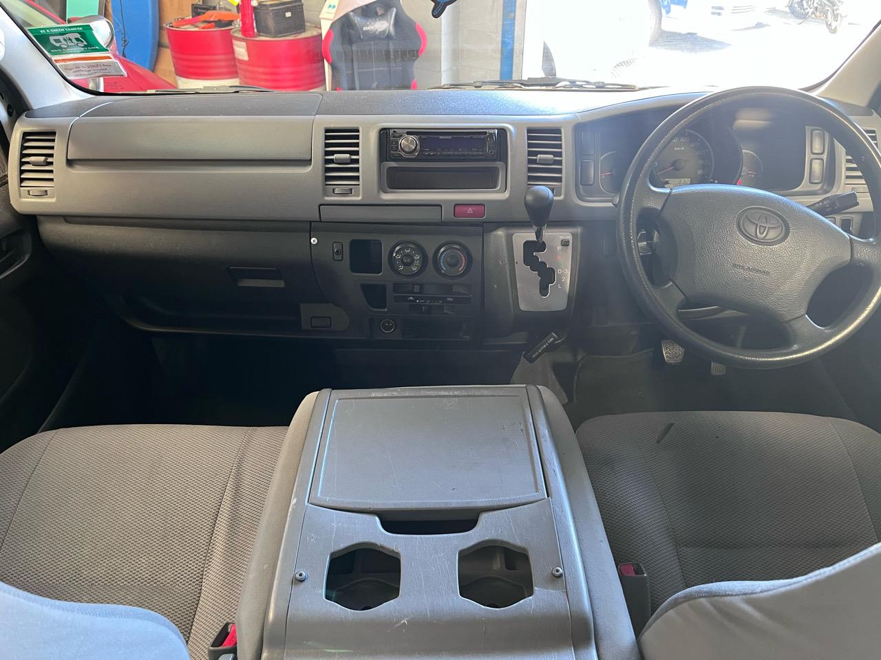 2005 Toyota Hiace