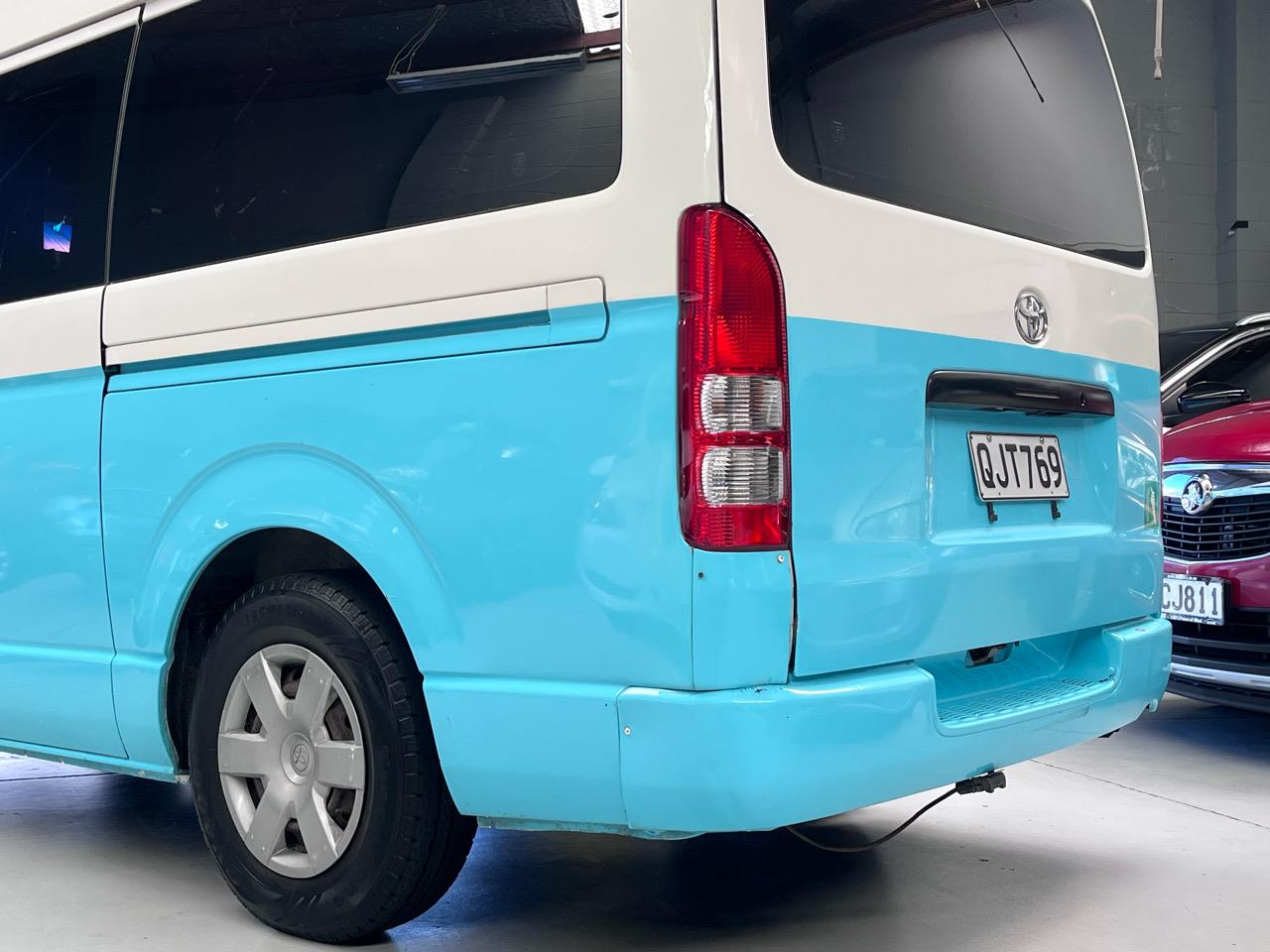 2005 Toyota Hiace