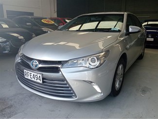 2016 Toyota Camry - Thumbnail