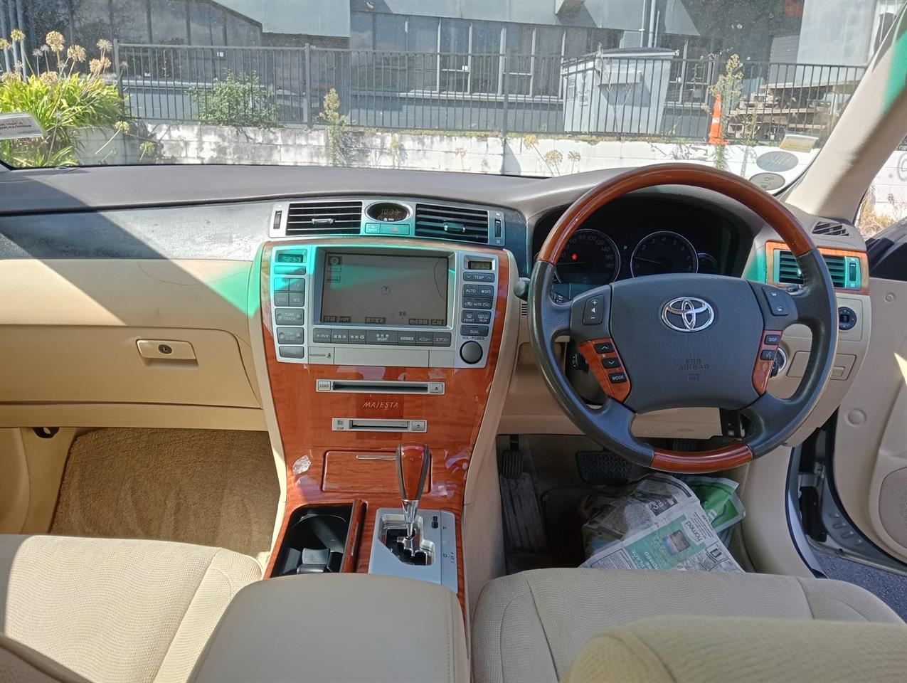 2005 Toyota Crown