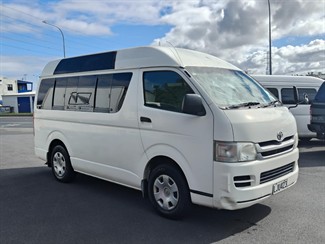 2009 Toyota Hiace - Thumbnail