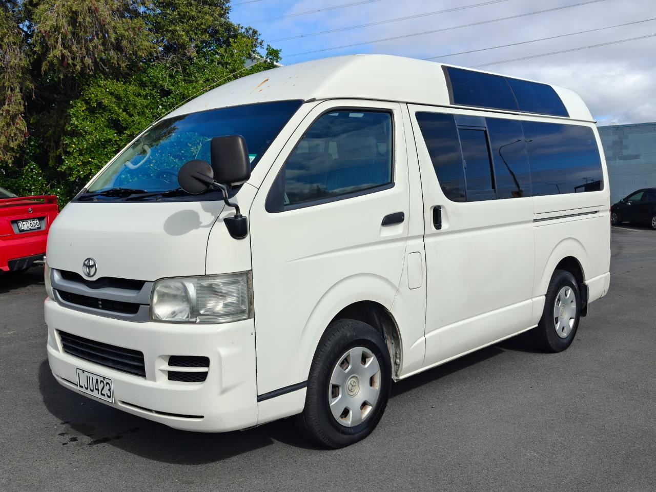 2009 Toyota Hiace