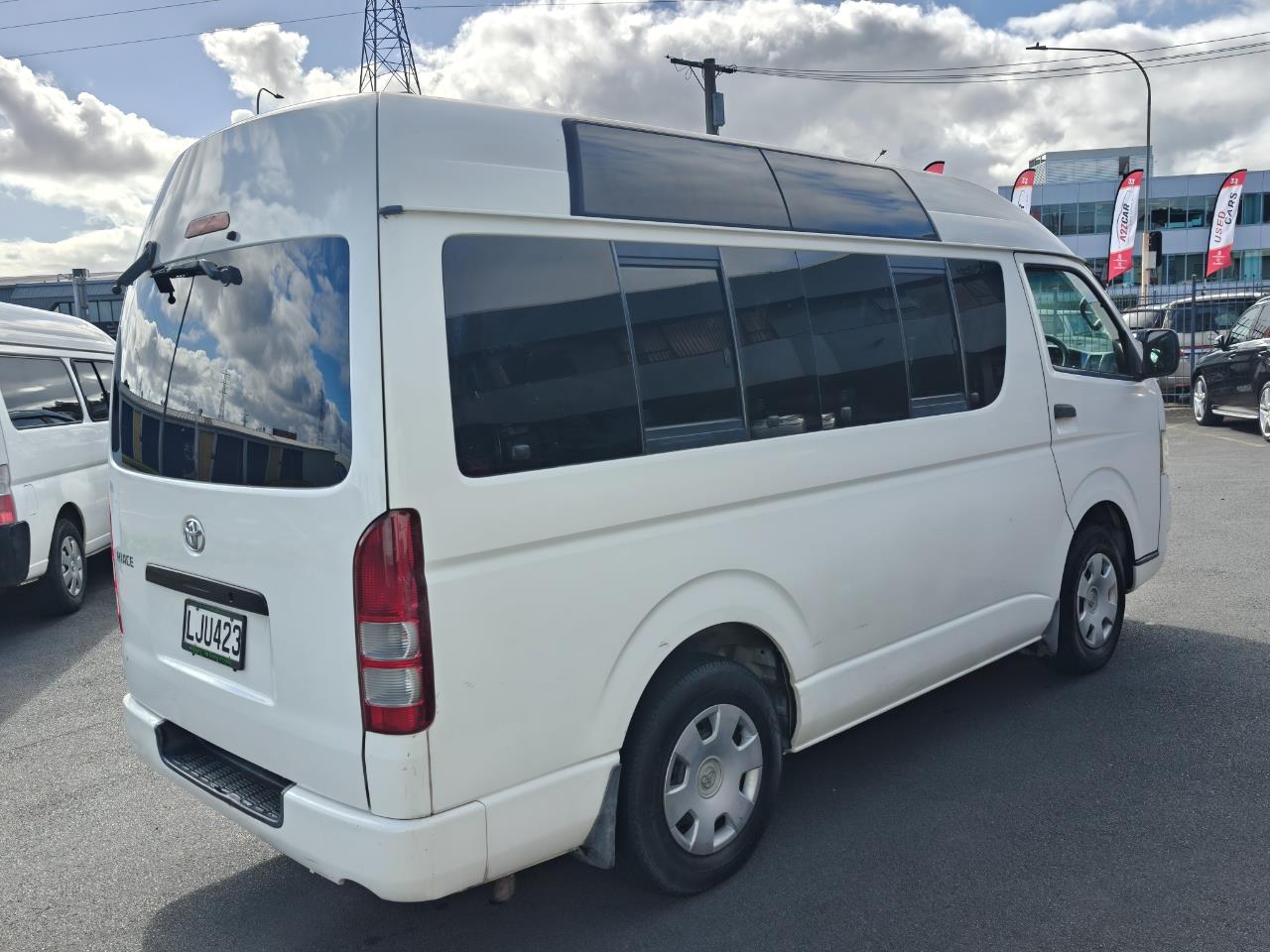2009 Toyota Hiace