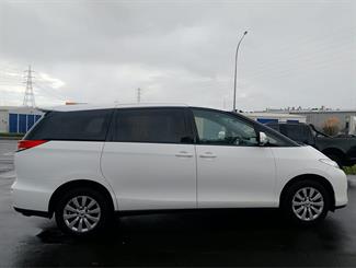 2016 Toyota Previa - Thumbnail