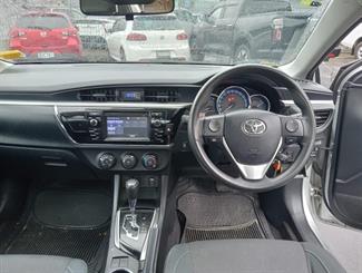 2017 Toyota Corolla - Thumbnail
