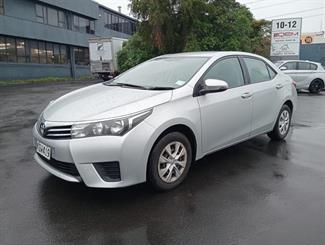2017 Toyota Corolla - Thumbnail