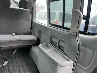 2008 Toyota Hiace - Thumbnail