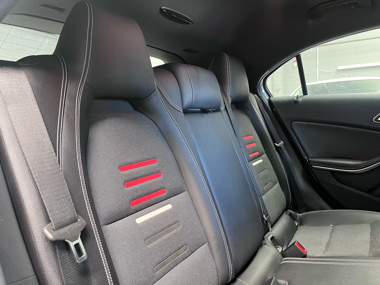 2017 Mercedes-Benz A 180