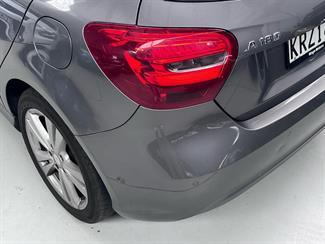 2017 Mercedes-Benz A 180 - Thumbnail