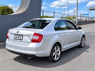 2013 Skoda Rapid - Thumbnail