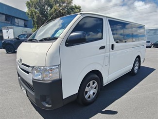 2018 Toyota Hiace - Thumbnail