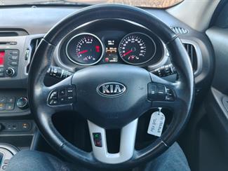 2015 Kia Sportage - Thumbnail