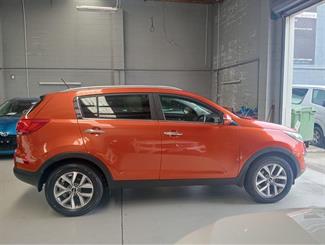 2015 Kia Sportage - Thumbnail