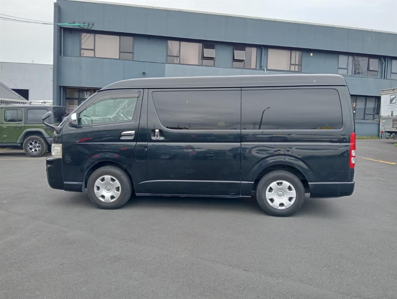 2009 Toyota Hiace