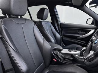 2015 BMW 320i - Thumbnail