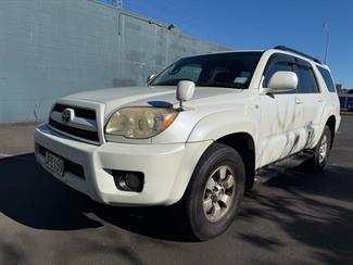 2005 Toyota Hilux - Thumbnail