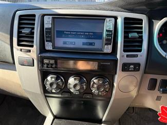 2005 Toyota Hilux - Thumbnail