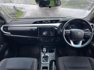 2019 Toyota Hilux - Thumbnail
