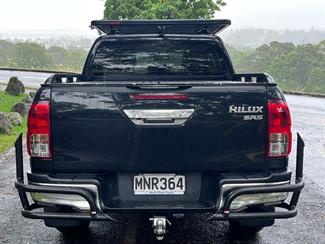 2019 Toyota Hilux - Thumbnail