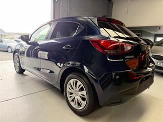 2017 Mazda Demio - Thumbnail