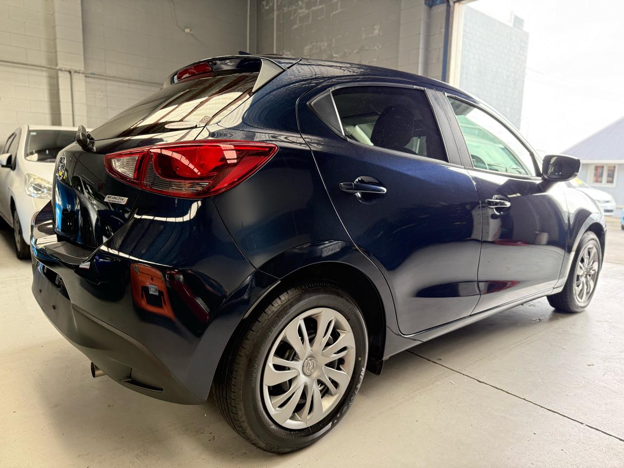 2017 Mazda Demio