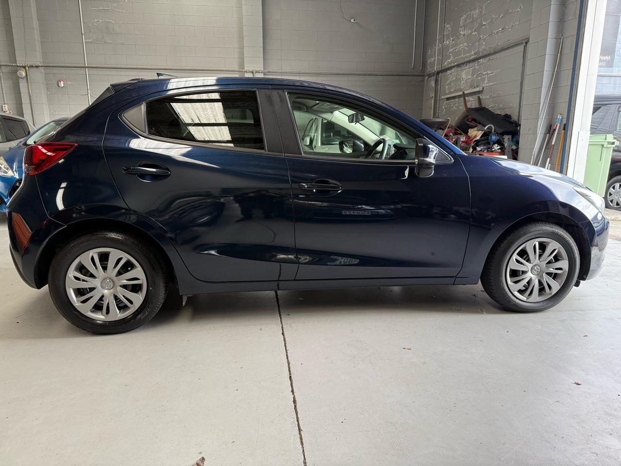 2017 Mazda Demio