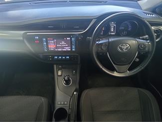 2018 Toyota Corolla - Thumbnail