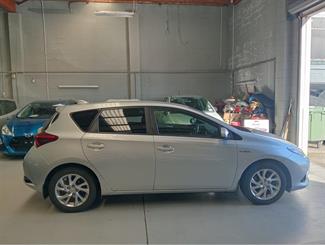 2018 Toyota Corolla - Thumbnail