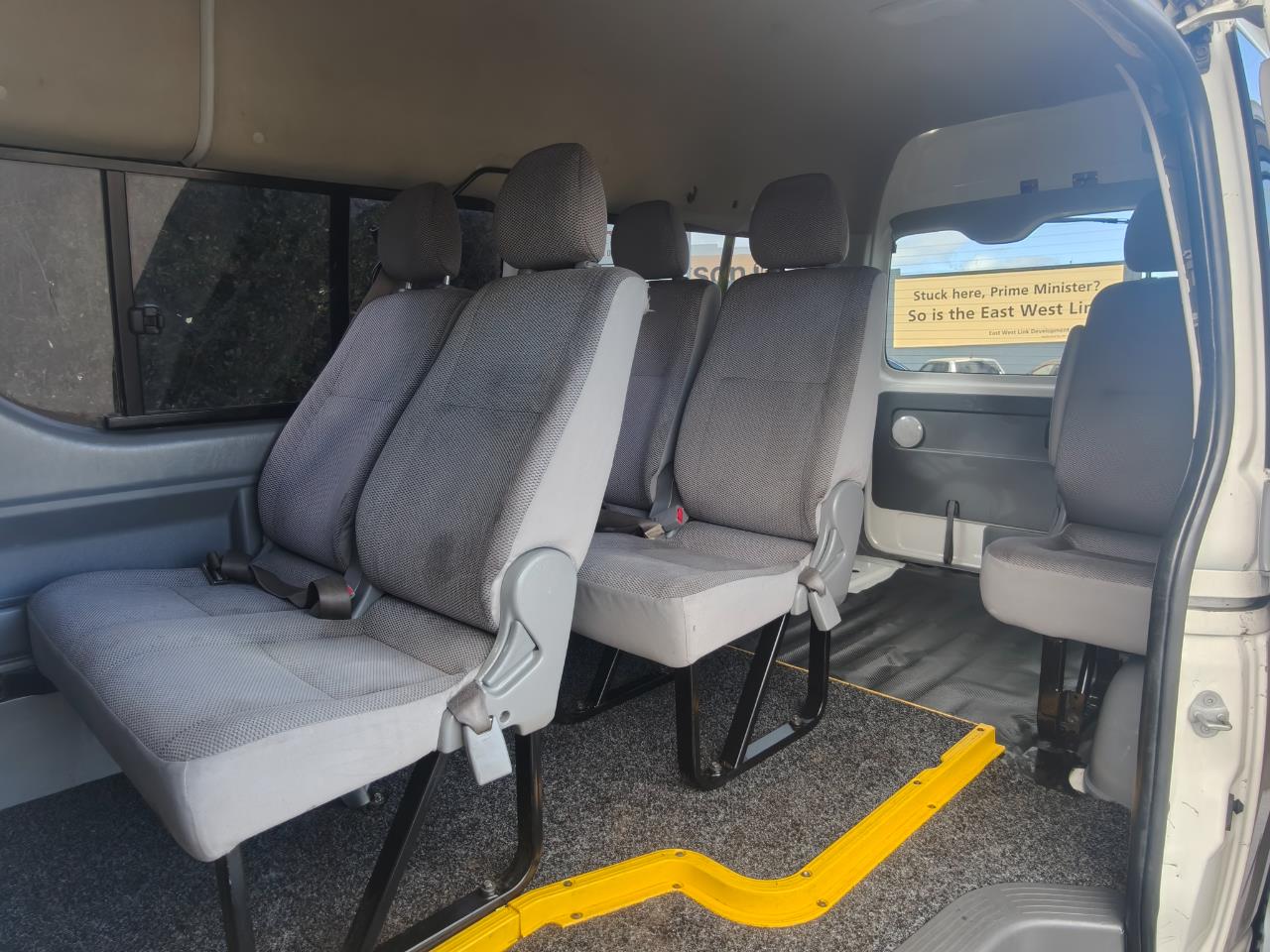 2006 Toyota Hiace