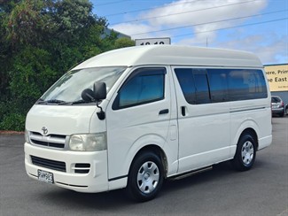 2006 Toyota Hiace - Thumbnail