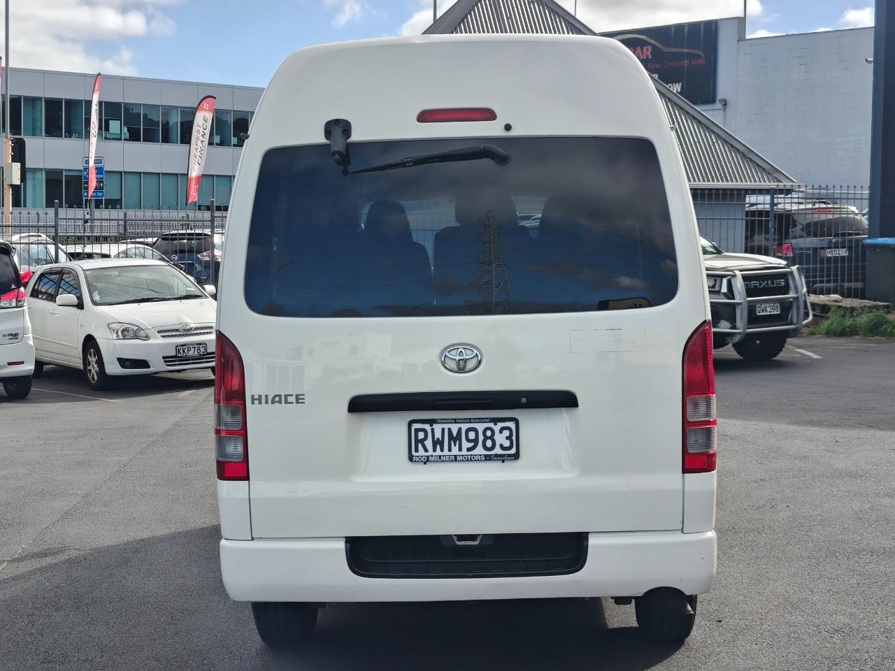 2006 Toyota Hiace