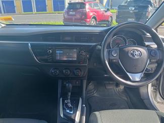 2017 Toyota Corolla - Thumbnail