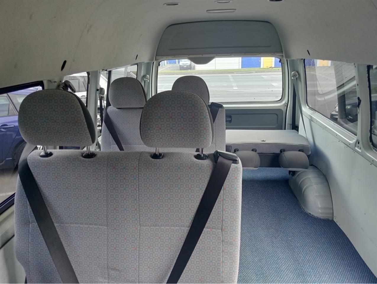 2009 Toyota Hiace