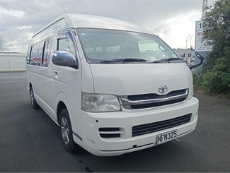 2009 Toyota Hiace - Thumbnail