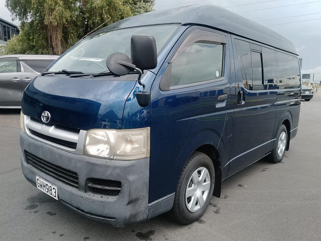 2006 Toyota Hiace