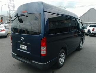 2006 Toyota Hiace - Thumbnail