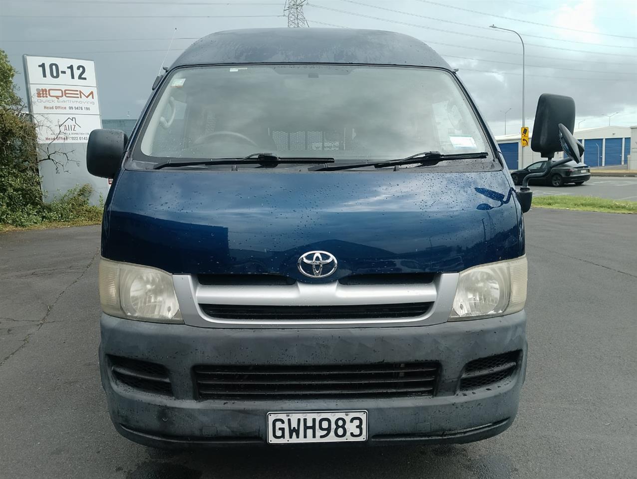 2006 Toyota Hiace