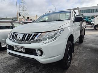 2016 Mitsubishi Triton - Thumbnail