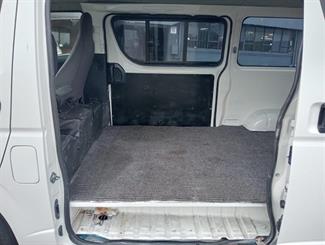 2012 Toyota Hiace - Thumbnail
