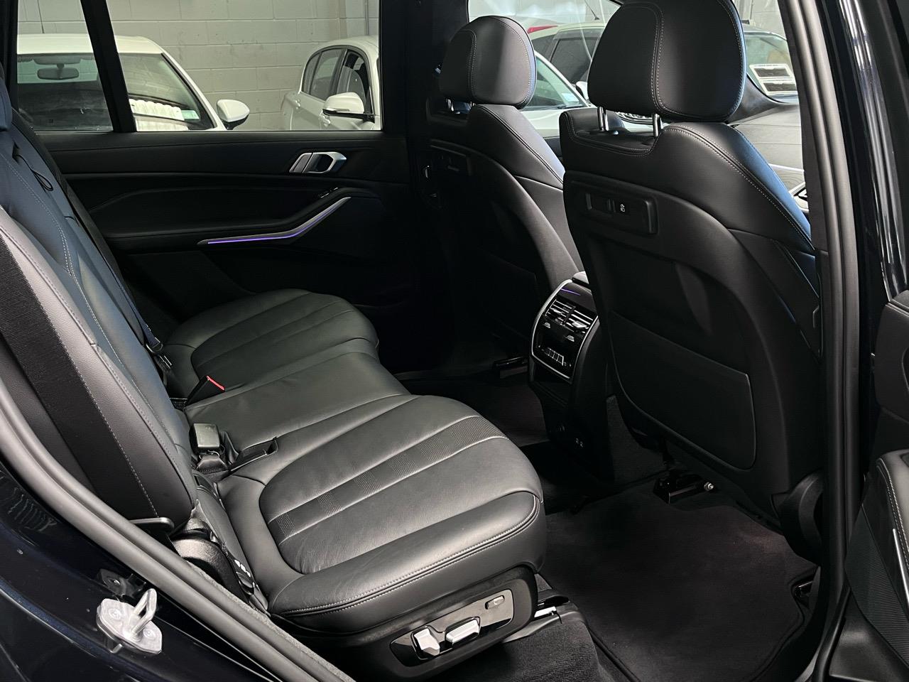 2021 BMW X7