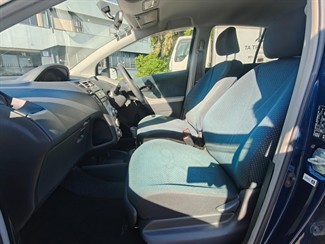 2006 Toyota Vitz - Thumbnail