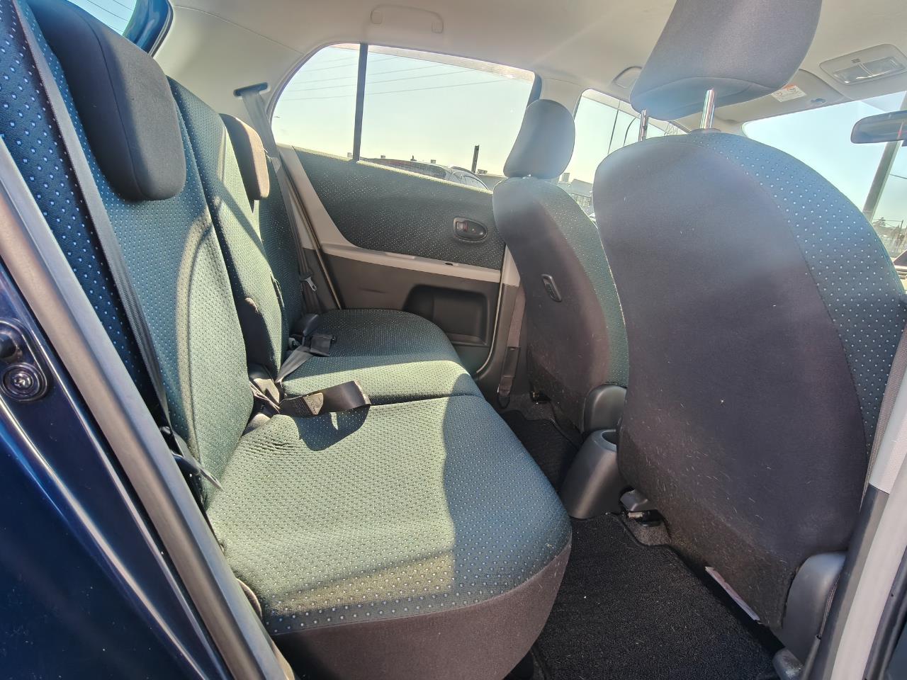 2006 Toyota Vitz
