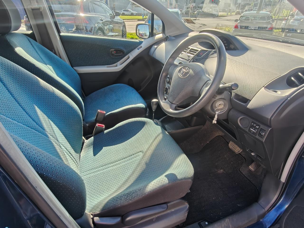 2006 Toyota Vitz