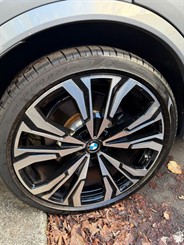 2024 BMW X7 - Thumbnail