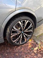2024 BMW X7 - Thumbnail
